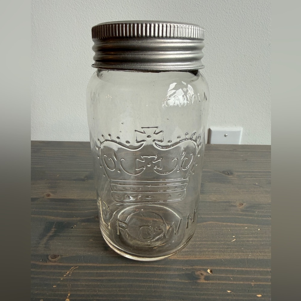 Vintage Crown glass jar 
Glass lid & aluminum ring